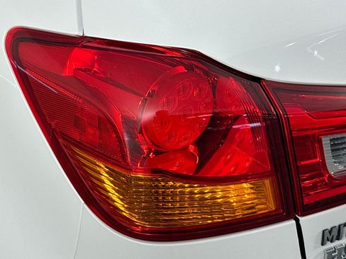 Used 2016 Mitsubishi Outlander Sport ES FWD image 33