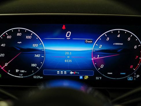 Used 2026 Mercedes-Benz GLC 300 image 26