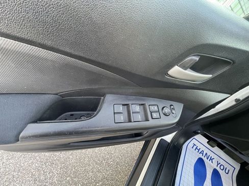 Used 2015 Honda CR-V LX image 20