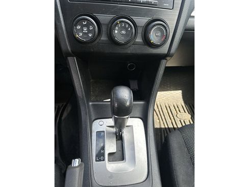 Used 2014 Subaru Impreza 2.0i image 12