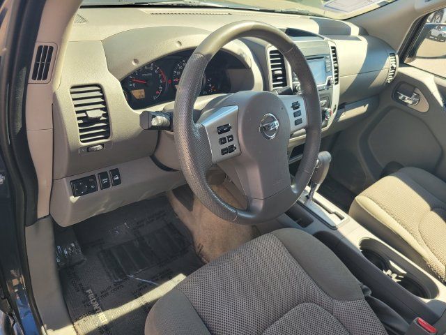 Used 2018 Nissan Frontier SV AWD/4WD image 9