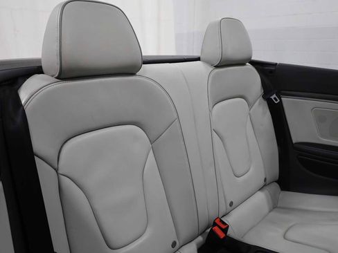 Used 2014 Audi RS 5 Cabriolet w/ Black Optic Package image 38