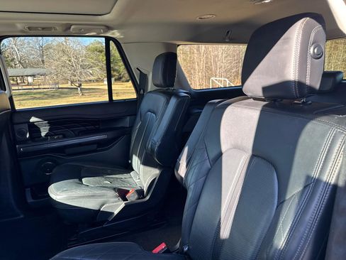 Used 2020 Ford Expedition Max Platinum image 19