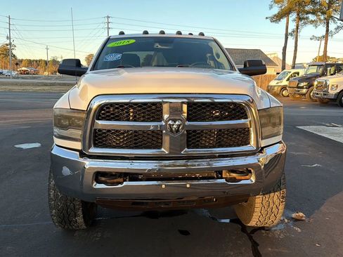 Used 2018 RAM 3500 Tradesman w/ Chrome Appearance Group image 4