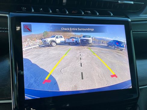 Used 2023 Jeep Grand Cherokee Limited w/ Trailer Tow Prep Group (B) image 12