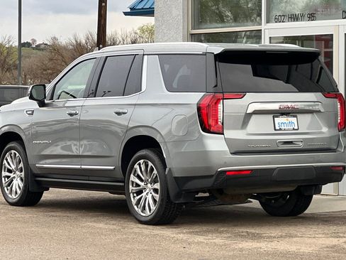 Used 2024 GMC Yukon Denali w/ Advanced Technology Package AWD/4WD image 7