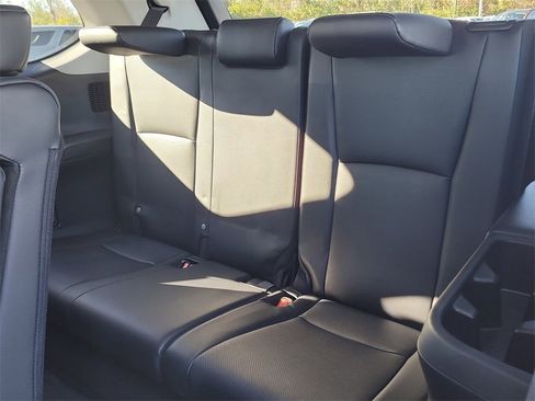 Used 2024 Toyota Grand Highlander XLE image 12