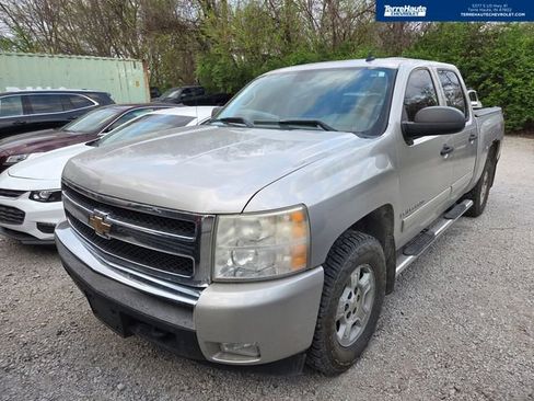 Used 2007 Chevrolet Silverado 1500 LT w/ 1LT Convenience Package image 1
