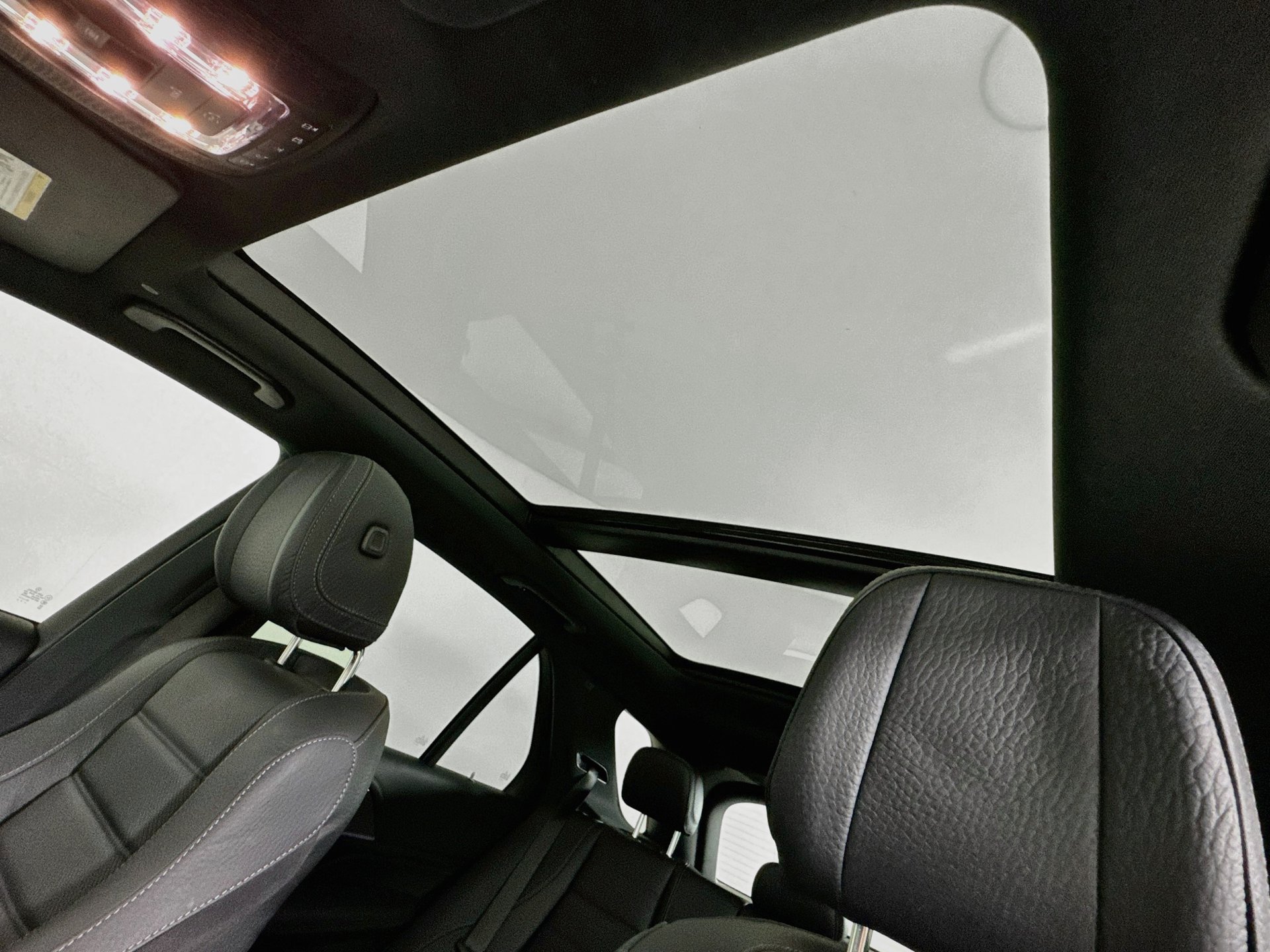 Used 2023 Mercedes-Benz GLE 450 4MATIC image 24
