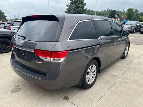Used 2016 Honda Odyssey SE image 6