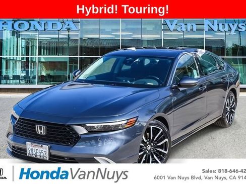 Used 2025 Honda Accord Touring image 1