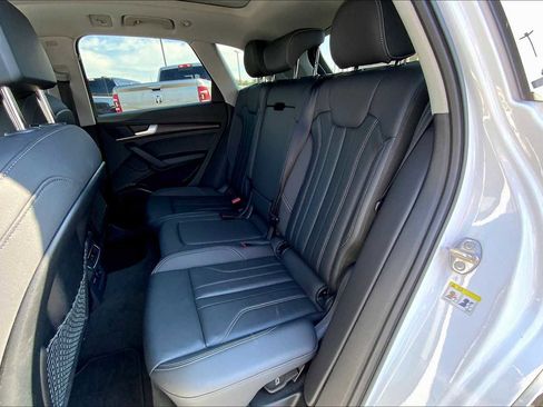 Used 2024 Audi Q5 2.0T Premium Plus image 34