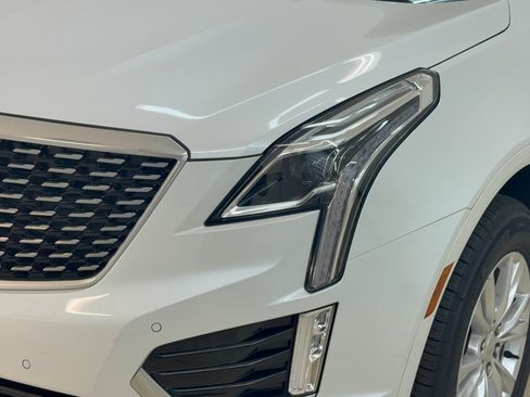 Certified 2023 Cadillac XT5 Luxury FWD image 12