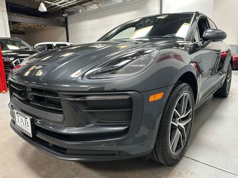 Used 2024 Porsche Macan w/ Premium Plus Package AWD/4WD image 6