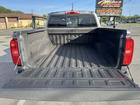 Used 2021 Chevrolet Colorado LT w/ Safety Package AWD/4WD image 21