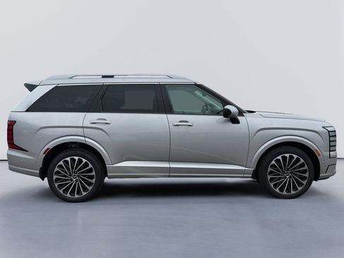 New 2026 Hyundai Palisade Calligraphy FWD image 2