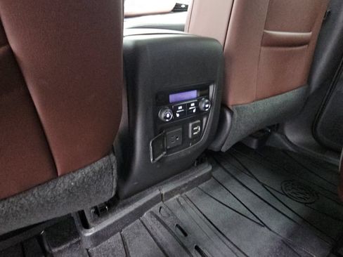 Used 2020 Buick Enclave Avenir w/ Avenir Technology Package FWD image 35