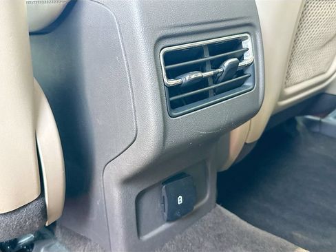 Used 2021 Lincoln Corsair FWD image 25