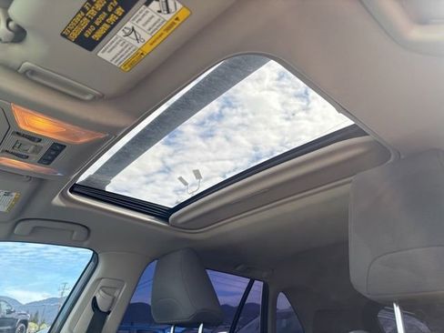 Certified 2019 Toyota RAV4 XLE w/ Convenience Package image 5