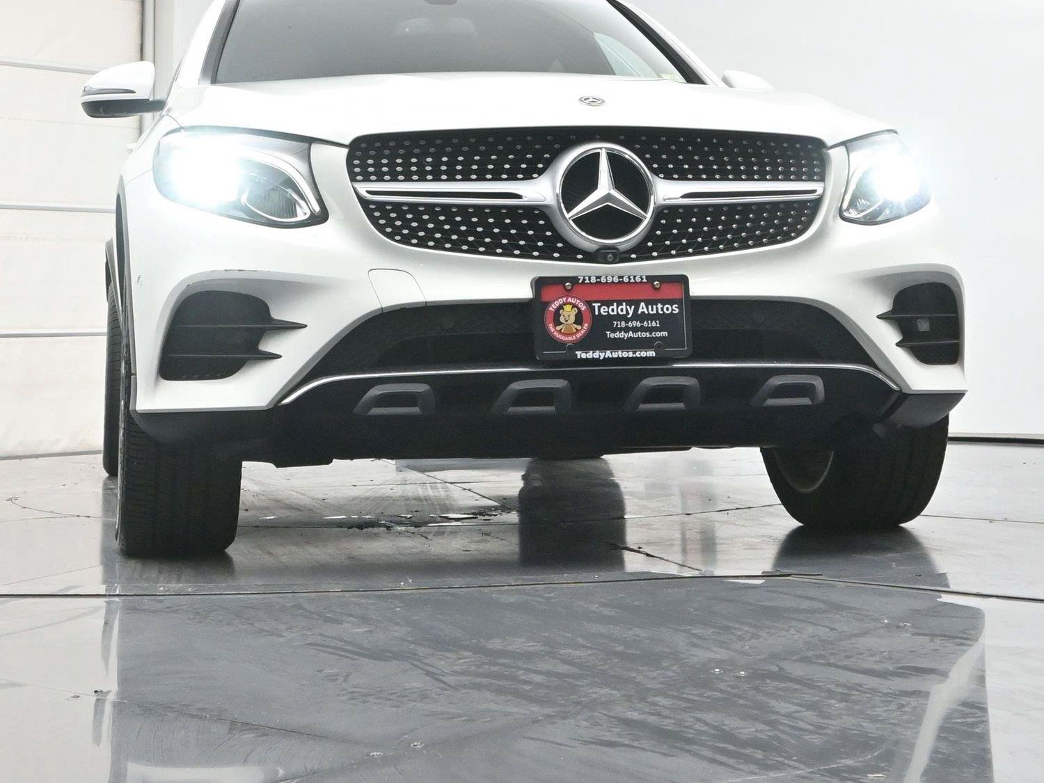 Used 2019 Mercedes-Benz GLC 300 4MATIC Coupe image 28