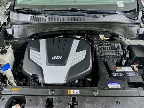 Used 2017 Hyundai Santa Fe SE w/ SE Premium Package 02 FWD image 32