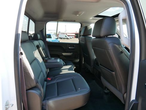Used 2016 Chevrolet Silverado 1500 LTZ Z71 w/ LTZ Plus Package AWD/4WD image 9