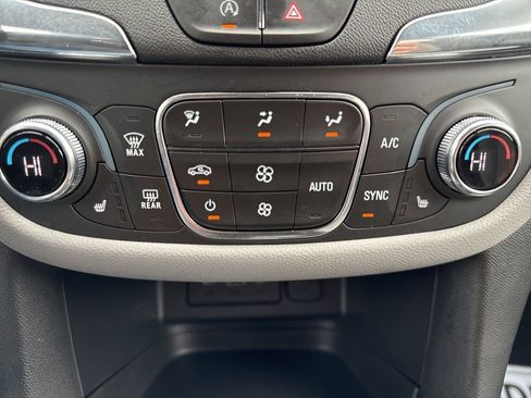 Certified 2023 Chevrolet Equinox LT w/ Driver Convenience Package image 26