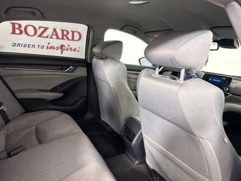 Used 2019 Honda Accord LX image 19