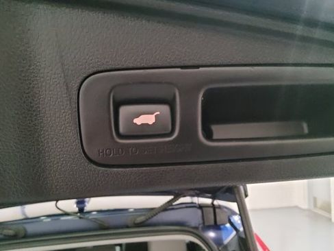 Certified 2019 Honda CR-V EX-L image 17