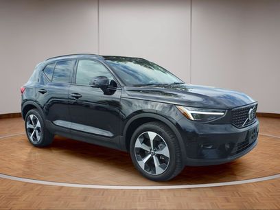 Certified 2026 Volvo XC40 B5 Plus w/ Protection Package Premier
