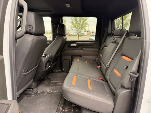 Used 2025 GMC Sierra 3500 AT4 w/ AT4 Premium Plus Package AWD/4WD image 8