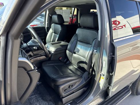 Used 2018 Chevrolet Tahoe LT AWD/4WD image 11
