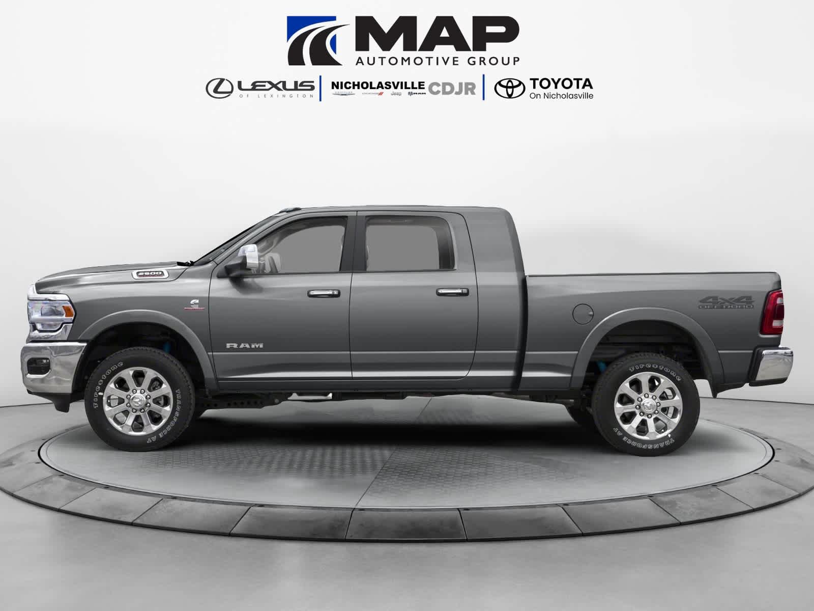 Used 2021 RAM 2500 Big Horn w/ Night Edition AWD/4WD image 3