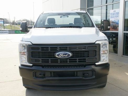 New 2026 Ford F250 XL w/ F-250 >10K GVWR Package image 6