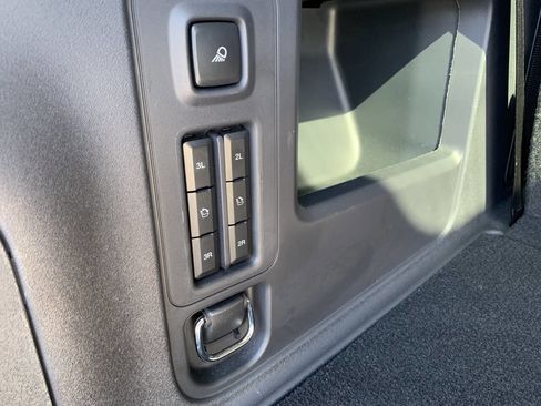 Used 2025 Ford Expedition Platinum w/ Platinum Ultimate Package image 26