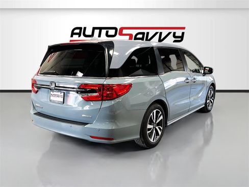Used 2023 Honda Odyssey Touring image 7