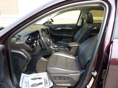 Used 2021 Buick Envision Avenir w/ Technology Package II AWD/4WD image 24
