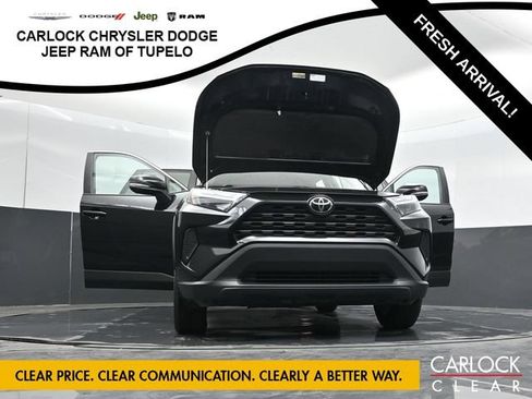 Used 2024 Toyota RAV4 XLE FWD image 70