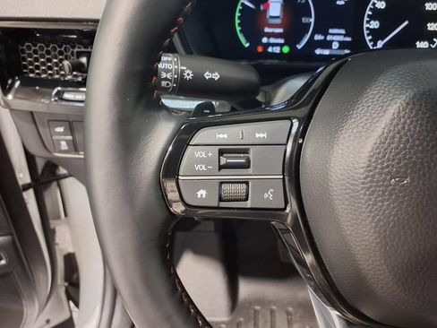 Certified 2025 Honda CR-V Sport Touring image 7