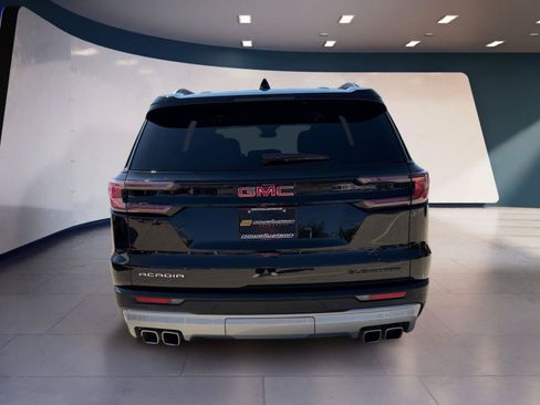 Used 2024 GMC Acadia Elevation w/ Trailering Package FWD image 4