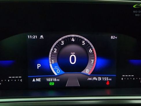 Used 2025 Volkswagen Taos SE AWD/4WD image 40