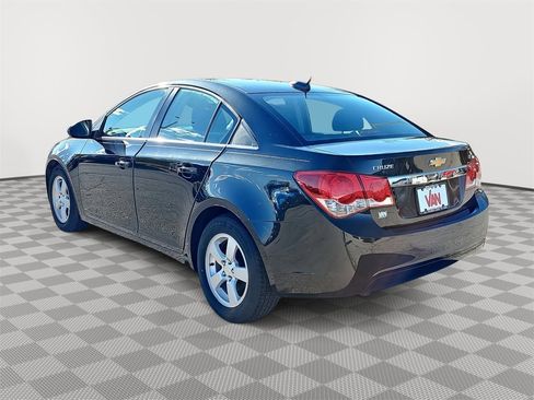 Used 2015 Chevrolet Cruze LT image 7