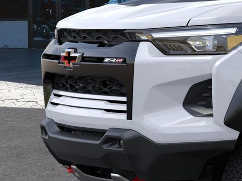 New 2026 Chevrolet Colorado ZR2 w/ Technology Package AWD/4WD image 37