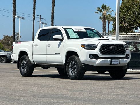 Used 2023 Toyota Tacoma TRD Sport AWD/4WD image 8