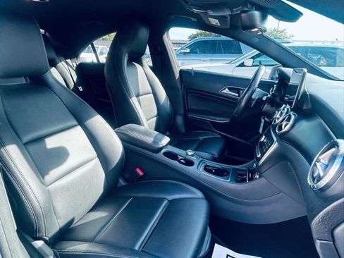 Used 2019 Mercedes-Benz CLA 250 image 13