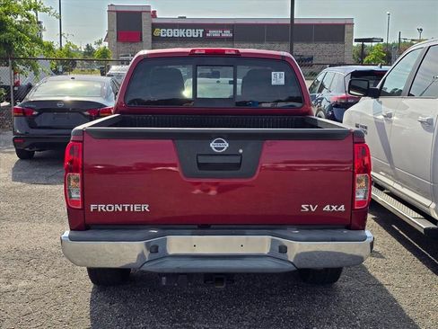 Used 2019 Nissan Frontier SV AWD/4WD image 9