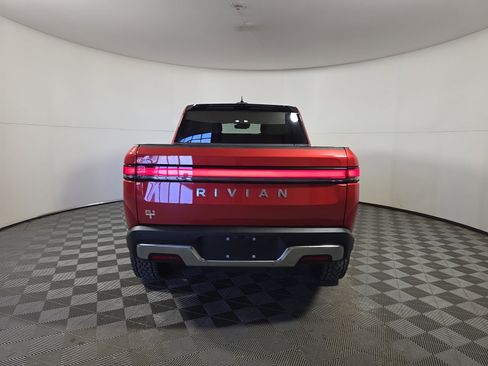 Used 2022 Rivian R1T Launch Edition image 4