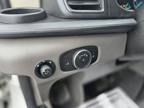 Used 2020 Ford Transit 250 Medium Roof image 28