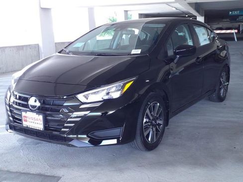 New 2025 Nissan Versa SV w/ Trunk Package image 3