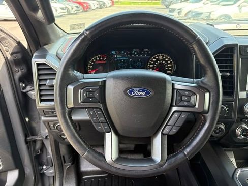 Used 2018 Ford F150 Lariat w/ Equipment Group 502A Luxury AWD/4WD image 33